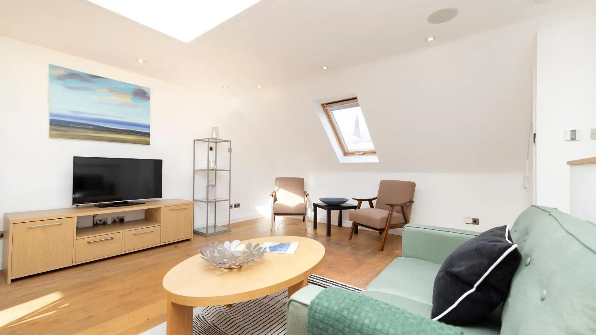 Joivy Chic 2-Br Flats Near Edinburgh Castle 아파트