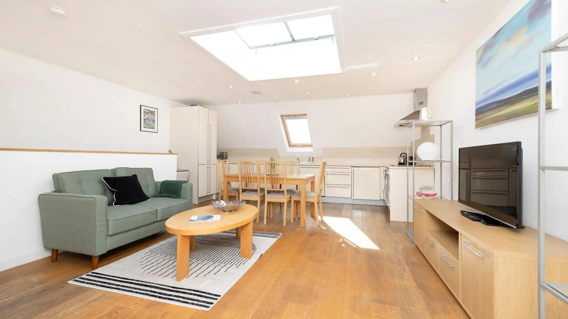 Joivy Chic 2-Br Flats Near Edinburgh Castle 아파트